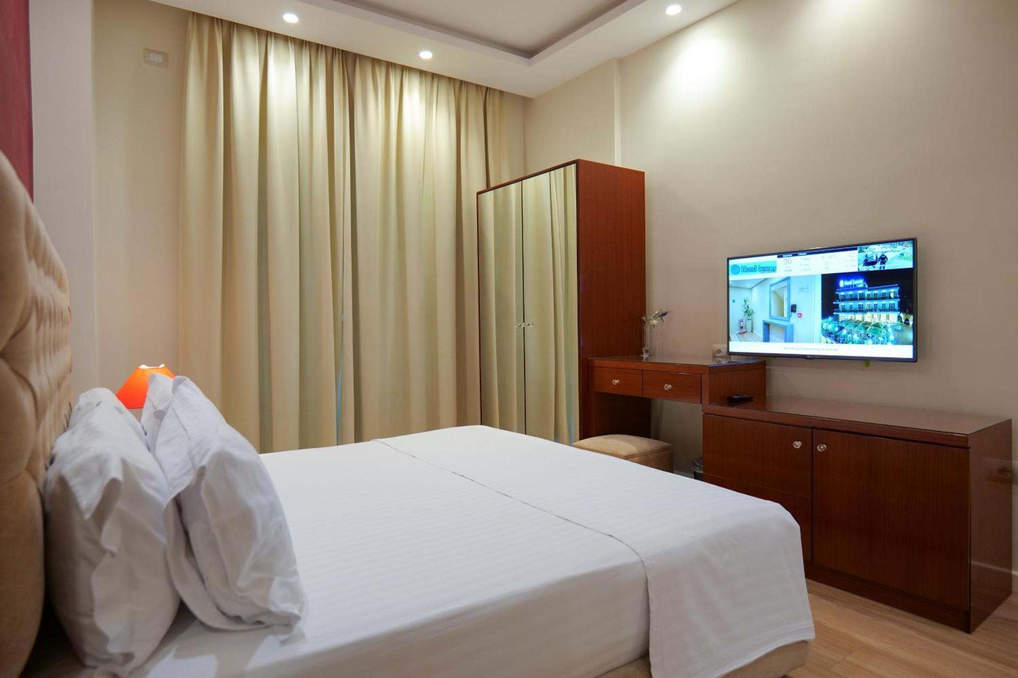 Hotel Luxury Ksamil Ruang foto