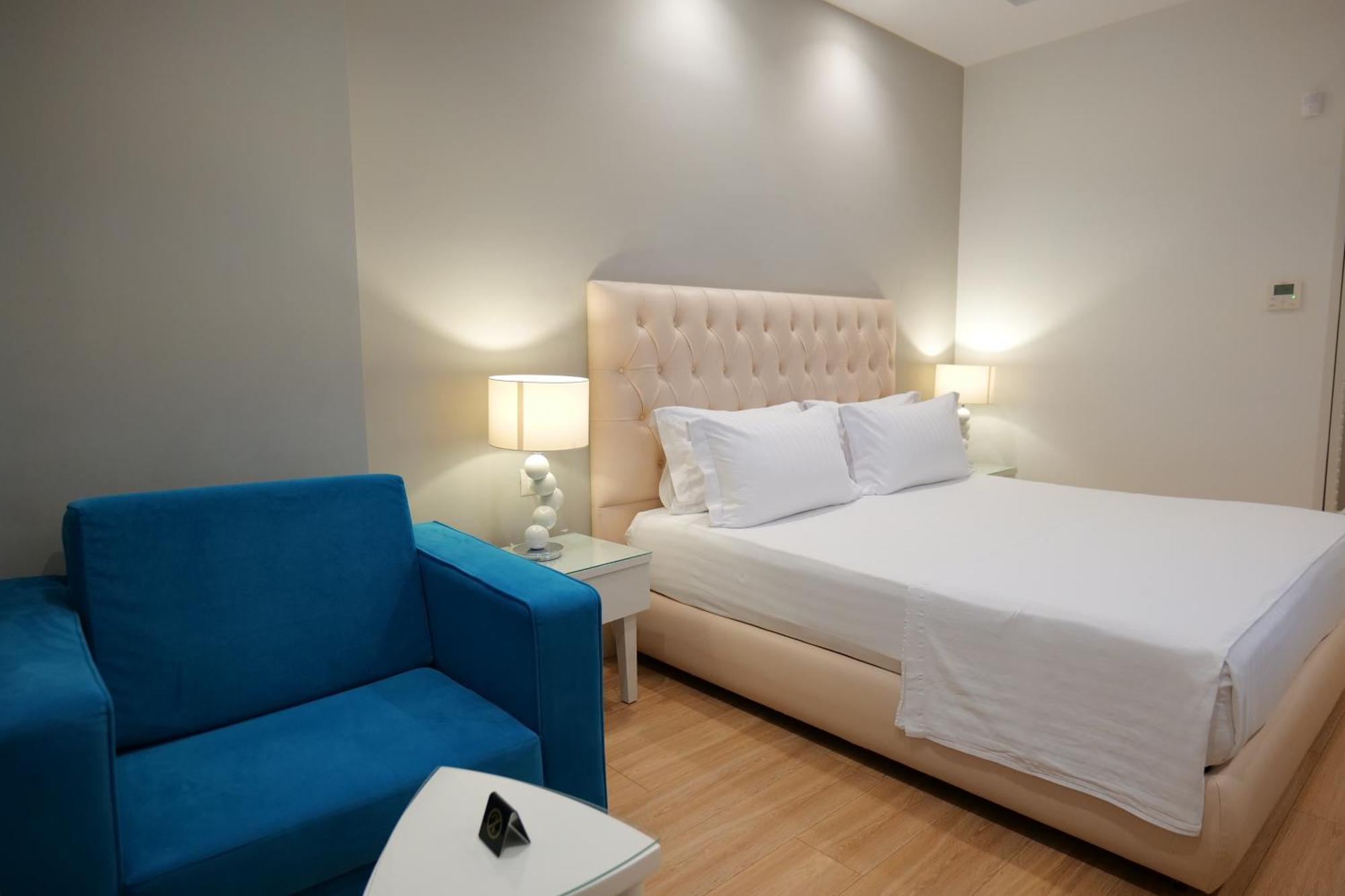 Hotel Luxury Ksamil Ruang foto