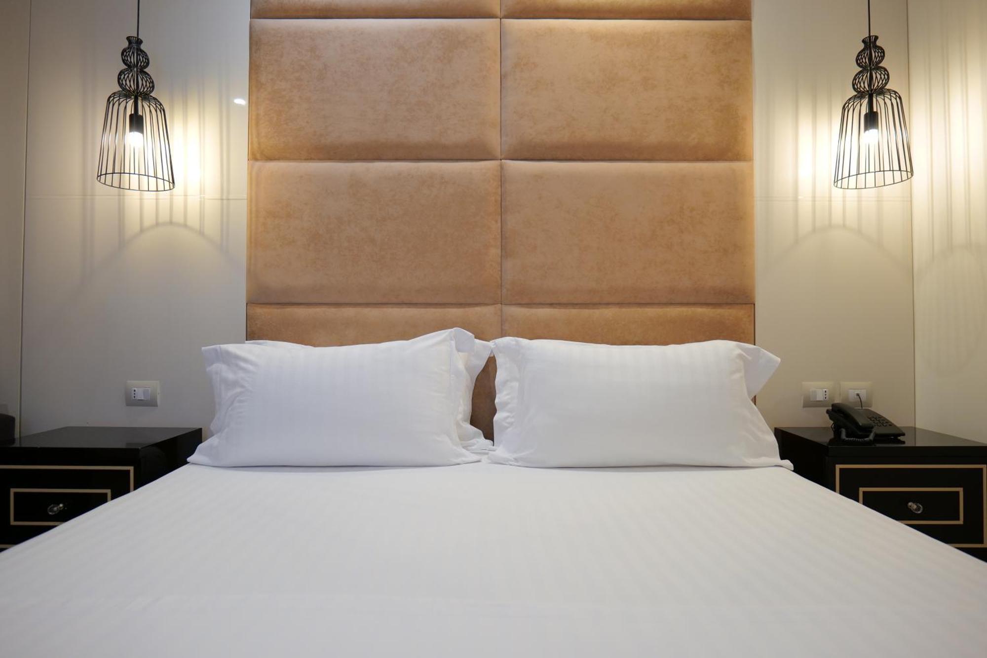 Hotel Luxury Ksamil Ruang foto
