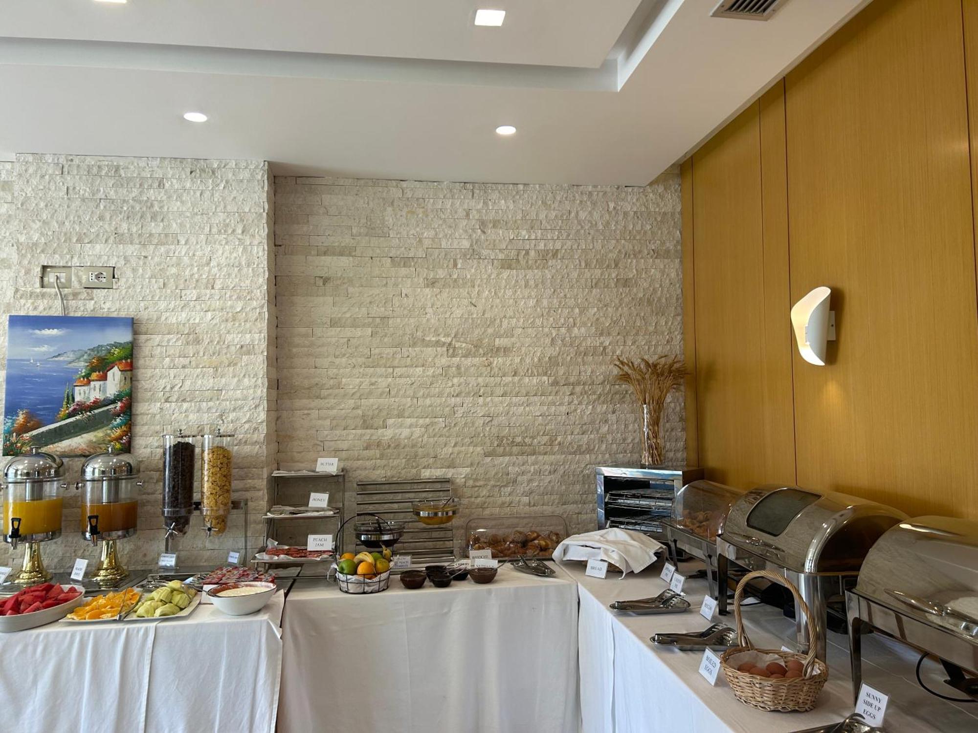 Hotel Luxury Ksamil Bagian luar foto